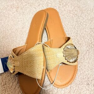 Universal Thread Woven Tan Sandals